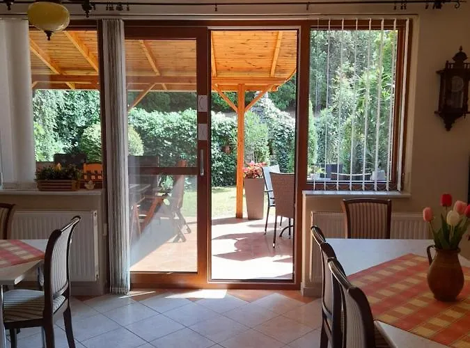 Zoeld Sziget Vendeghaz 3* Eger